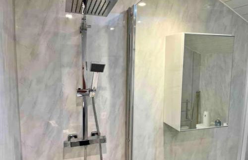 Spacious 3 Bedroom Home In Glasgow - Free Parking - Foto 25