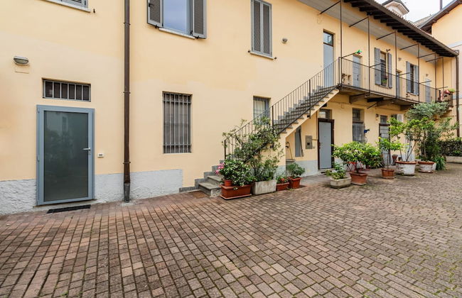 Moderno Loft nel Cortile di un Casale Storico - Foto 5