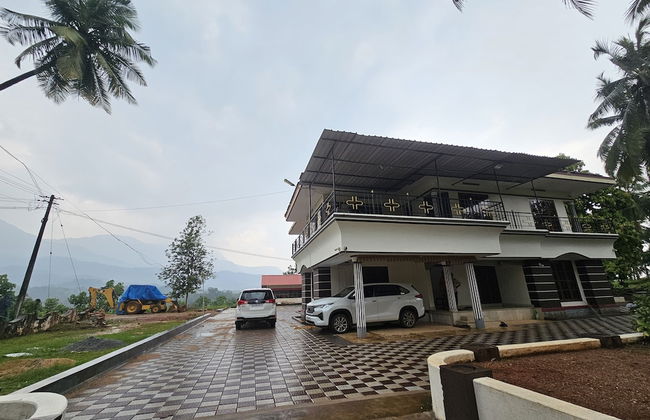 De Royale Summit Home Stay - Photo 27