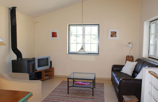 Detached Holiday Home With Shared Pool and Views - Foto 6