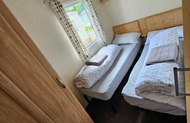 Honey Cottage Caravan Park - Foto 6