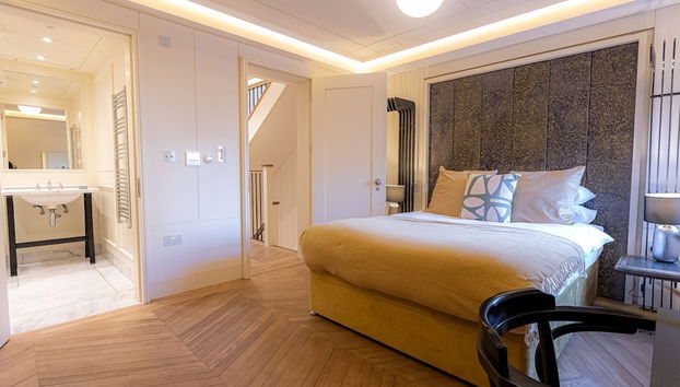 Discover The Underworld Five Bedroom by Belvilla - Foto 2, Habitación