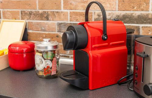 Accogliente Appartamento a pochi passi dalla Metro, San Siro e con Aria Condizionata - Foto 12