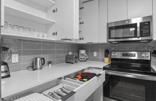 Cozy Urban Getaway - Free Parking, Gym, Stadium - Foto 20