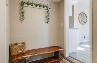 Soak n Stroll 2 State St Casino Firepit Dogs OK - Foto 29