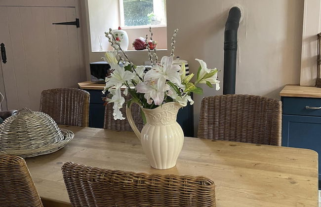 Stunning 2-bedroomed Cottage - Foto 17