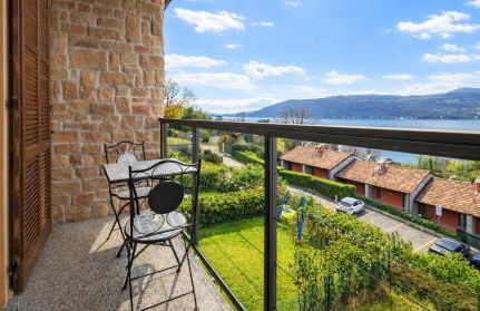 Lake view, Pool, near beach, Pinball, Darts Arcade - Photo 49