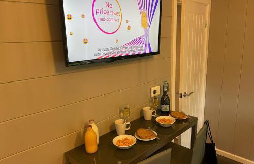 P56 - Studio Pod with Hot Tub - Foto 8