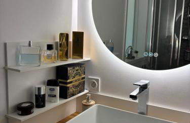 Charming modern & bright apartment - Photo 8