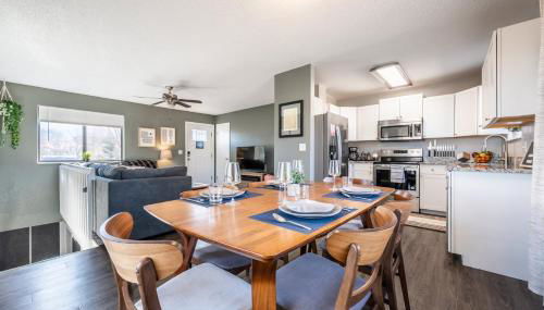 Hillside Horizon Firepit & BBQ w Views - Foto 5