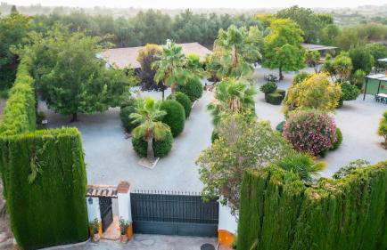 LA CUADRA, Finca a los pies de Sierra Nevada, a 10 minutos del centro, Piscina, Jardín, Barbacoa - Foto 2