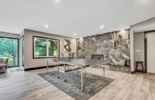 Oak Hills Estate Luxe Forest Escape Near USAFA - Foto 3