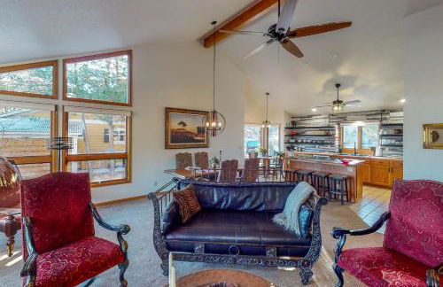 Work and Play! Spacious Lake-View Home in Greeley - Foto 5