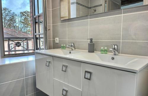 L'Incroyable Vue - LOFT - Parking privé gratuit - Foto 11