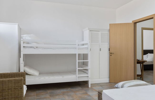 Belvilla by OYO Pool Villa Torre San Giovanni - Foto 16