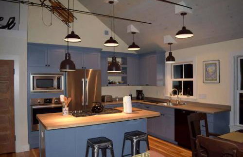 Spacious and Secluded Cabin Perfect for Winter in Huntington, Vermont - Foto 9