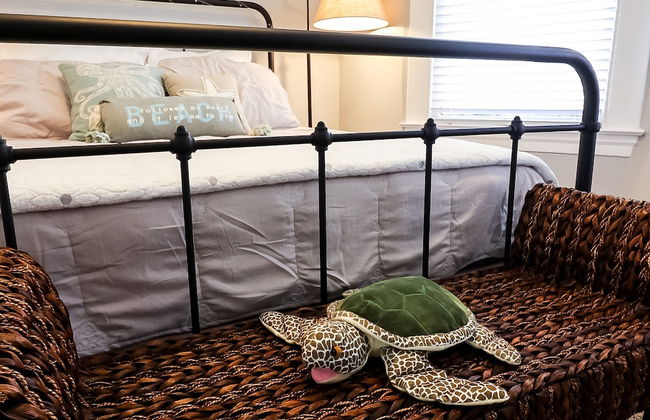 Vibrant Bungalow 2 Minutes to the Beach - Foto 29