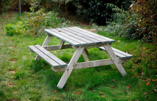 Hassocks Hideaway with Parking Garden - Foto 20