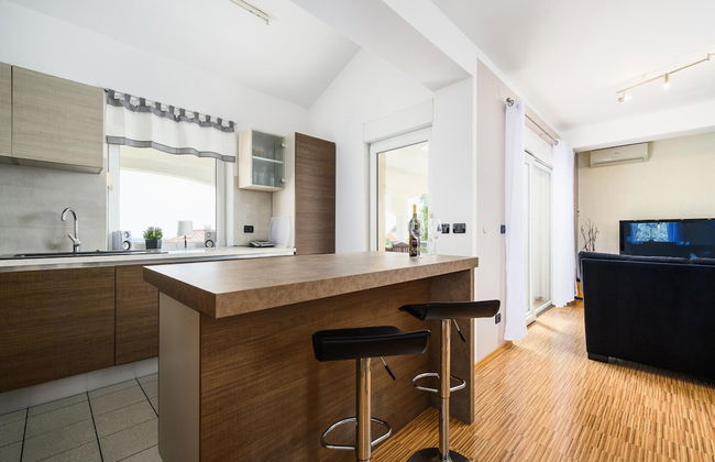 Villa Elisa With View - Foto 11