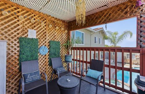 Colorful and Cozy Haven with Heated Pool - Foto 22