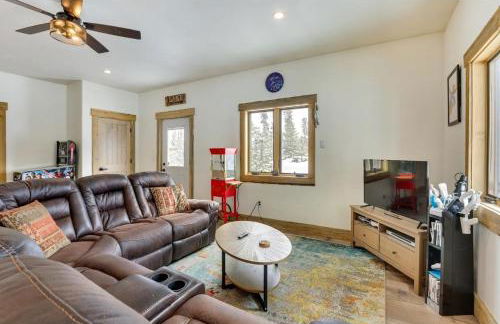 Luxe Cabin w/Hot Tub and Amazing Views - Foto 19