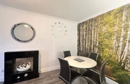 Central 1-Bed Apt Sleeps 4 5 mins to Station - Photo 29
