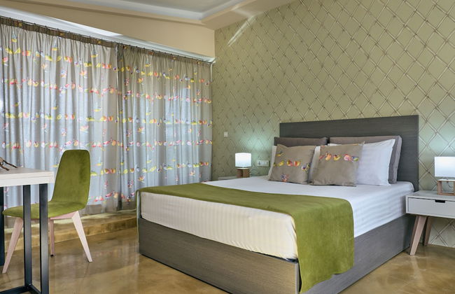 Koukounaria Hotel & Suites - Photo 12