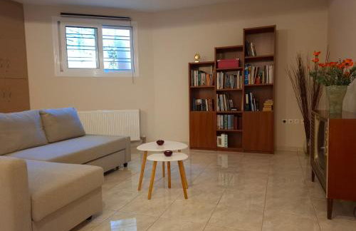 Αρχαία Κόρινθος Μεζονέτα - Foto 10