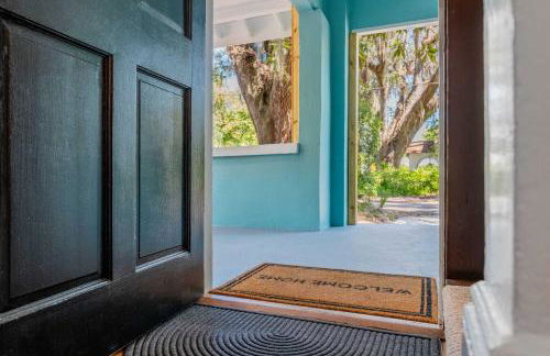 Sanctuary on 3rd - Walk to UF , Parking , Grill - Photo 70