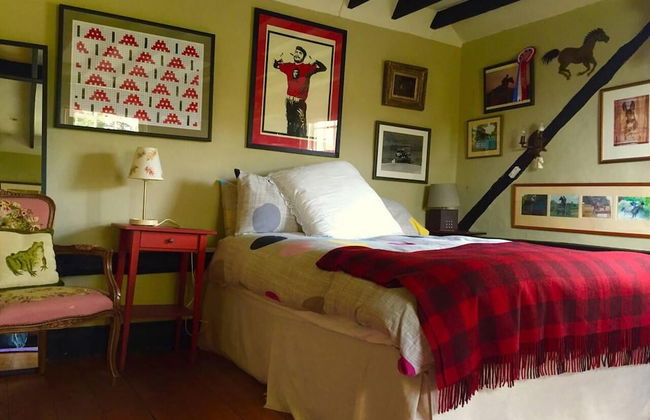 Lovely 4-bed House in Village of Sandhurst - Foto 5