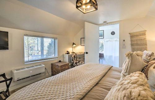 Walk to Lake Tahoe Cozy Zephyr Cove Cabin! - Foto 17