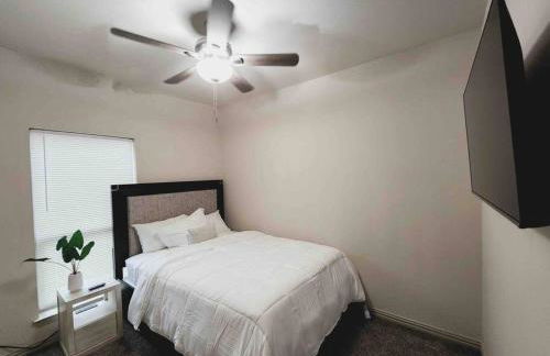 Townhouse near AT&T stadium, Six Flags & Epic Waterpark - Foto 19