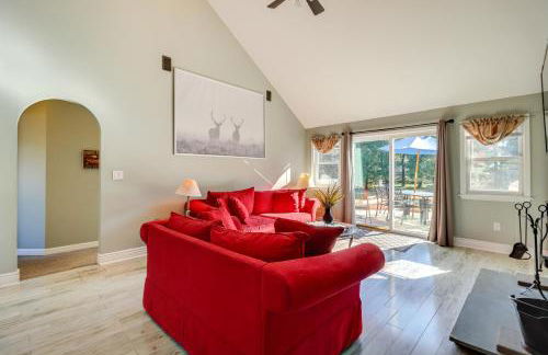 Hot Tub, Sauna and Game Room Spacious Poconos Gem! - Foto 4