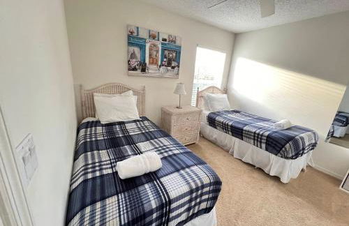 270 - Gracious 3 Bedroom Home Near Disney with Pool - Foto 28