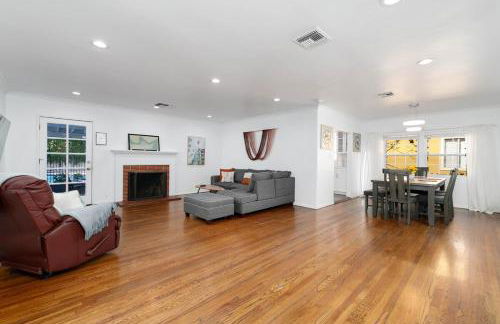 Valley Oasis Pool Hot Tub Near Universal - Foto 44