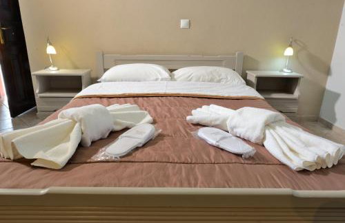 Artemis Apartments - Photo 9