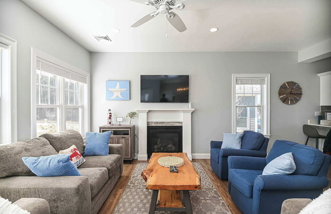 Maritime Meadows Charming Resort-style Home! - Photo 20