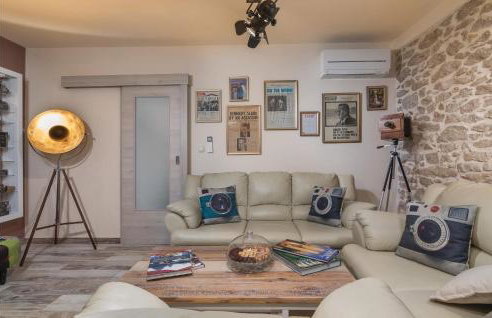 Gorgeous Home In Nedescina With Sauna - Foto 41