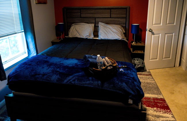 Amazin Lrg 3 Bed house w/ King bed - Foto 7