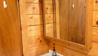 Cozy Cabin on Wooded Property - Foto 5