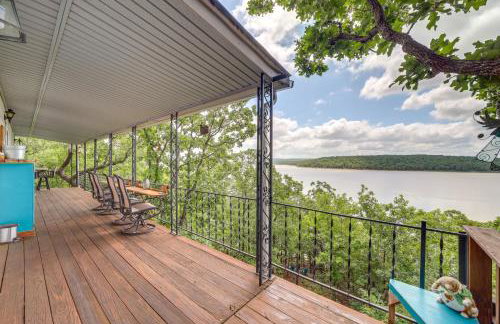 Lakefront Canadian Gem Fire Pit, Decks and Grills - Foto 23