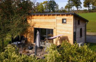 TinyHousebeiDresden mit Faßsauna unser größtes winziges Häuschen für bis zu 7 Personen, Kaminofen, große Terrasse - Nähe Sächsische Schweiz - Von Juni - September Mindestmietzeit 1 Woche Sa-Sa - Foto 3