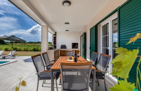 Amazing Home In Zminj - Foto 19