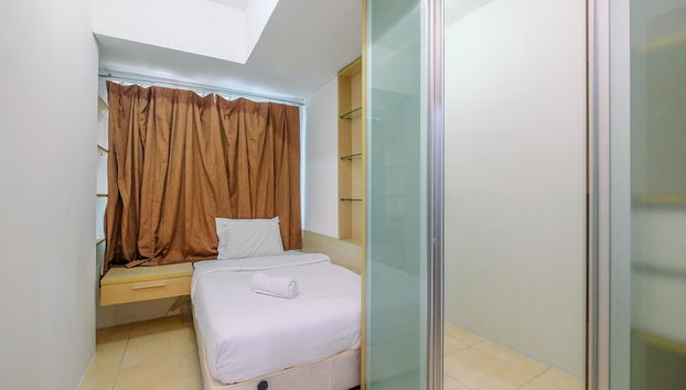 Spacious 2Br Apartment At Mt Haryono Square - Foto 5, Habitación