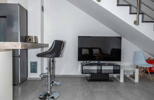 Luxury White Sails Villas with a Multi Sport Court and Sea View - Photo 49