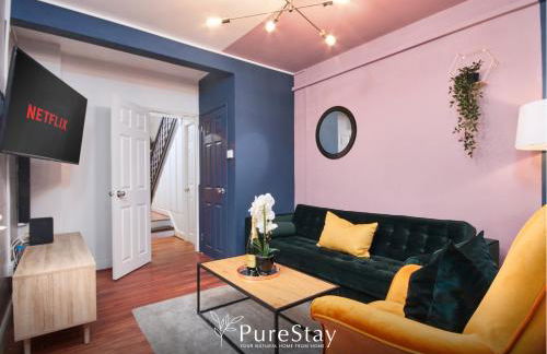 BIG Contractor House in Leamington Spa with 7 Beds by PureStay - 14 Night min! - Foto 1