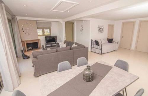 Panorama Pool Resort - Photo 2