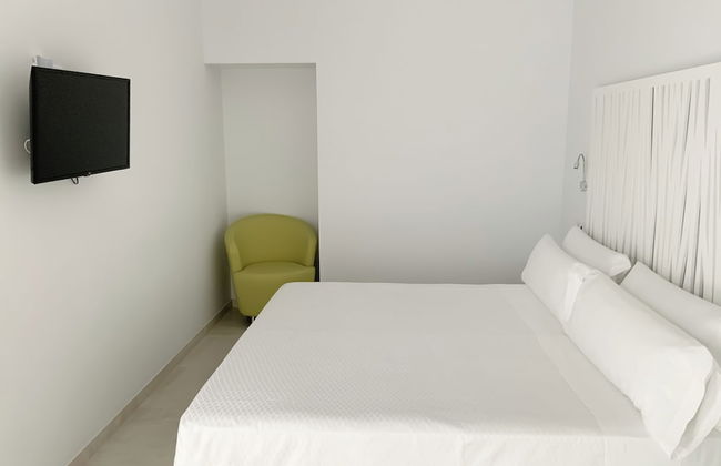 Feelathome Rivero Apartments - Photo 22