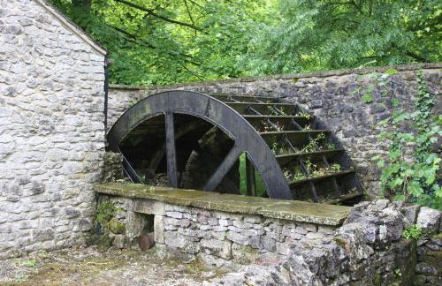 Litton Mill Apartment - Photo 12