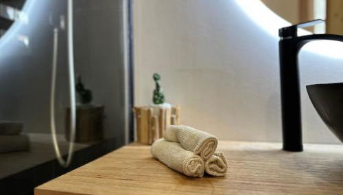 French Loft - Central & Comfy - Foto 5, towels, Shower